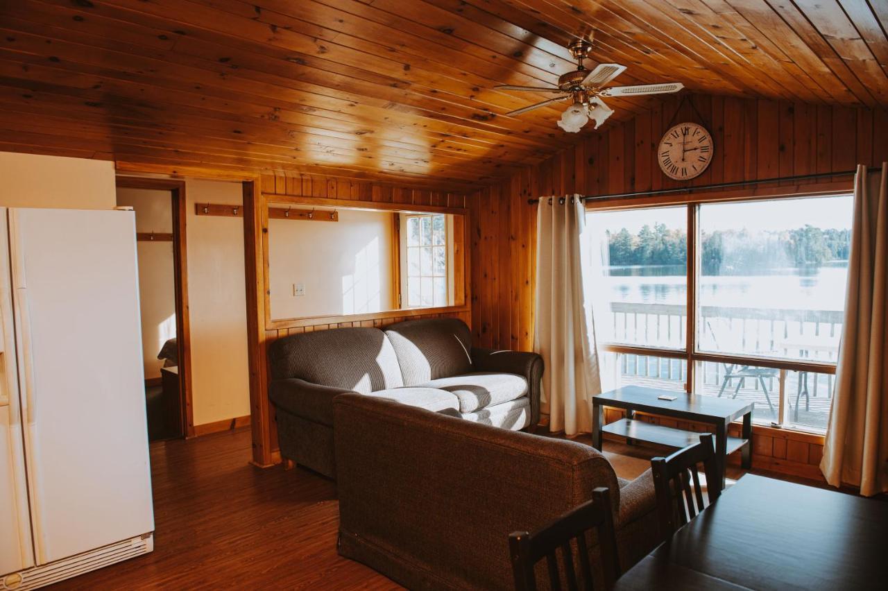 Lang Lake Resort Espanola Buitenkant foto